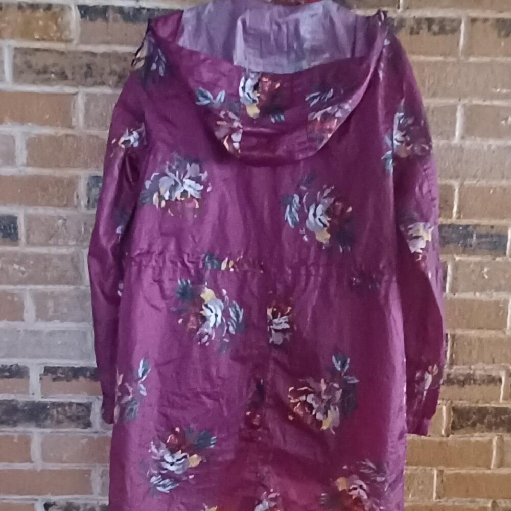 Joules Right as Rain Hooded Packable Raincoat - Picture 3 of 8